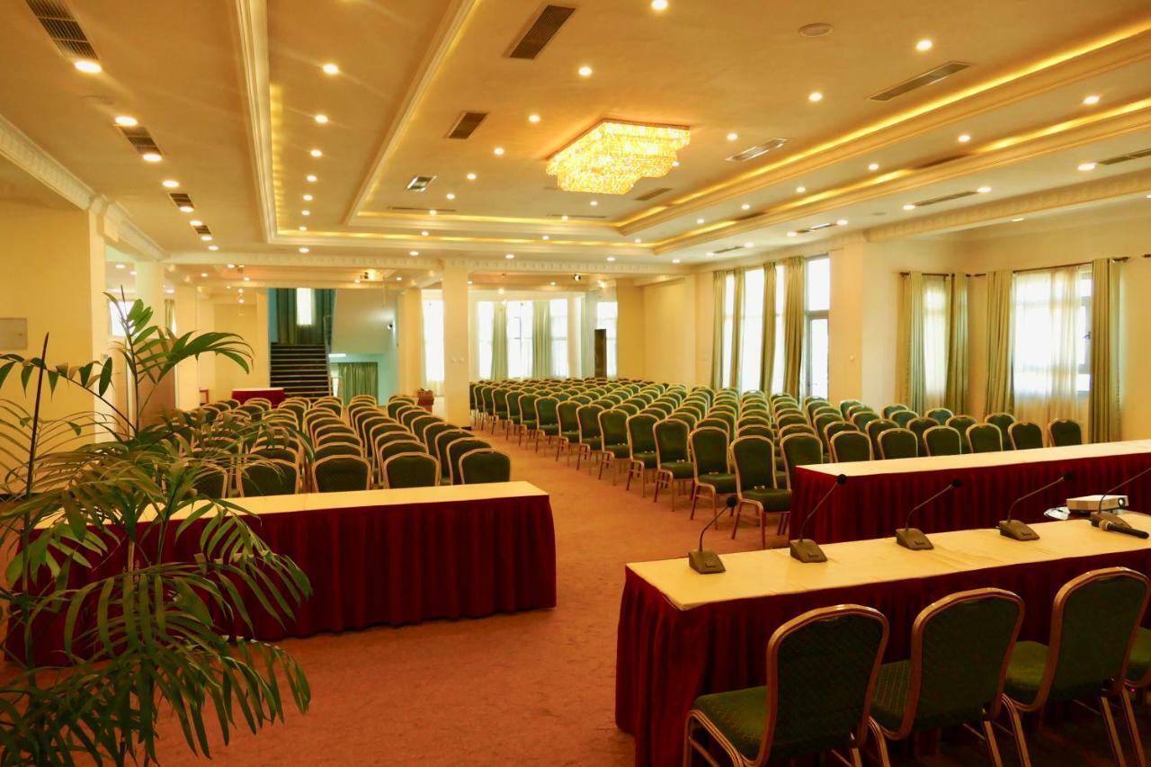 Abyssinia Renaissance Hotel Addis Ababa Eksteriør billede